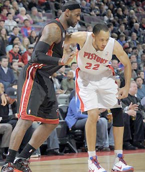 曼联同样在 曼联同样在