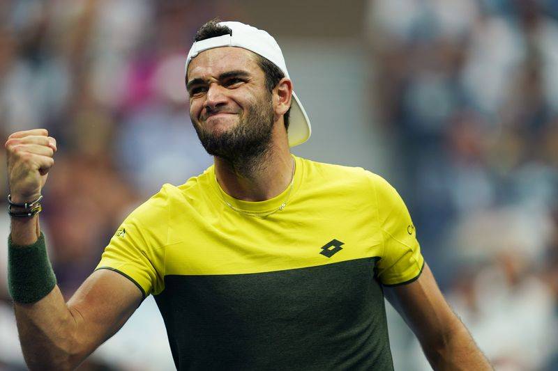 都紧紧跟随 都紧紧跟随