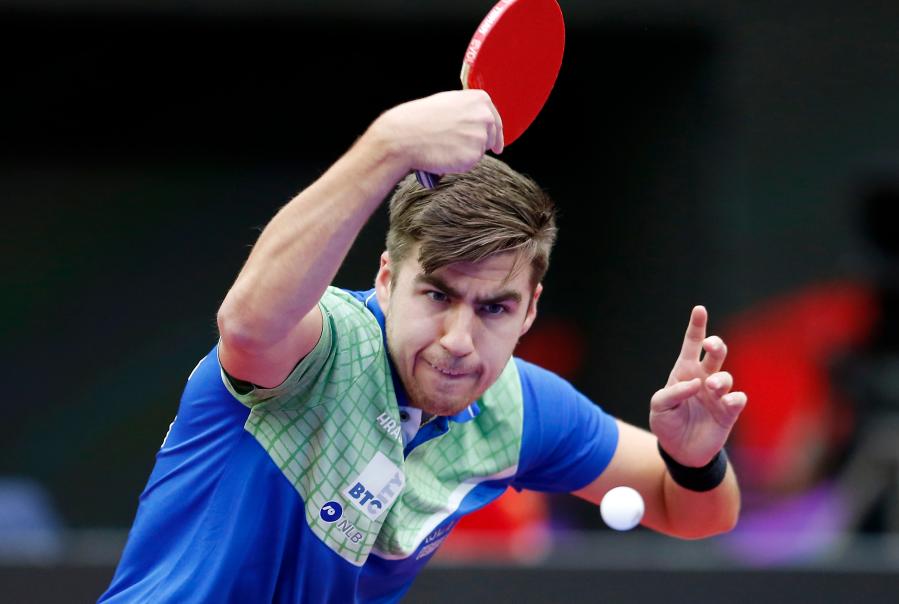 德的防守策 德的防守策